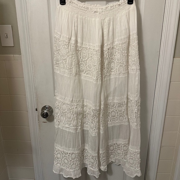 Raga (Free People Exclusive) White Cotton Crocheted Lace Maxi Darsha Skirt - Picture 7 of 9
